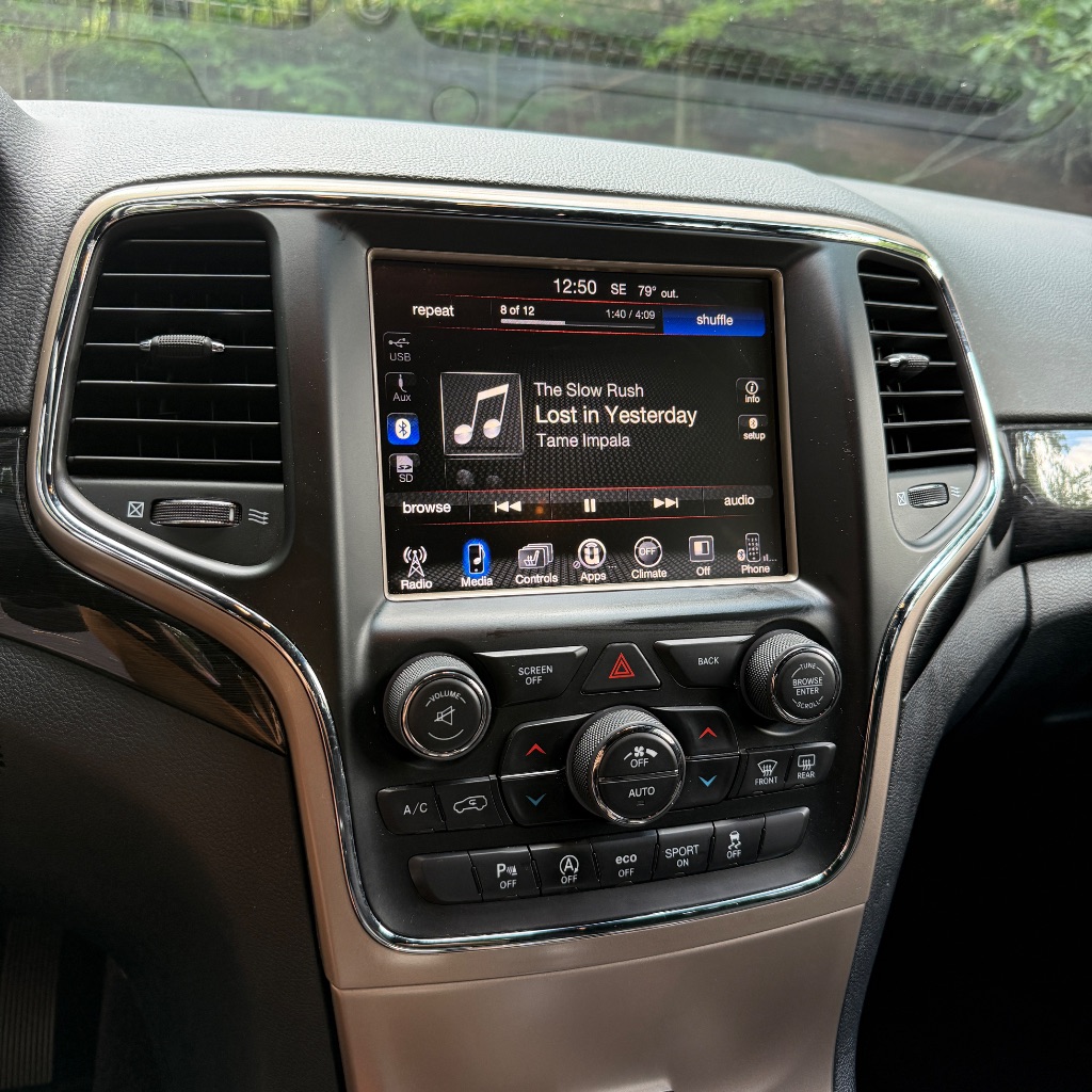 2016 Jeep Grand Cherokee Laredo - Photo 11