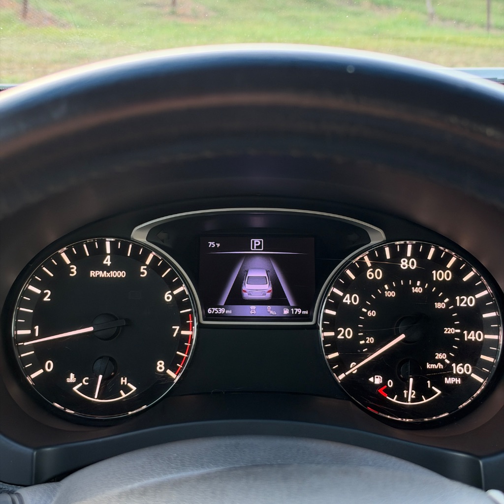 2018 Nissan Altima SV - Photo 9
